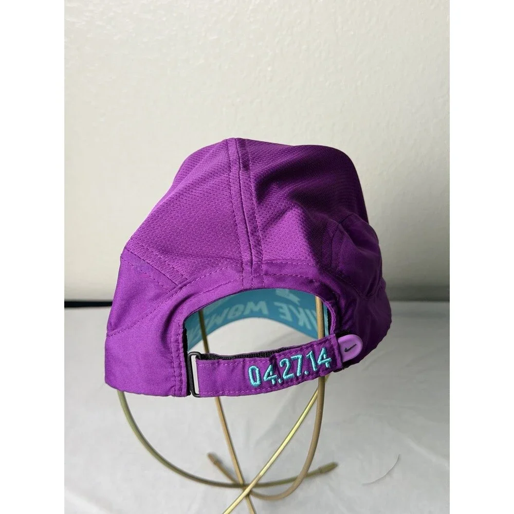 Nike Featherlight Strapback Hat Cap Women’s Marathon 2014 DC Purple Eagle